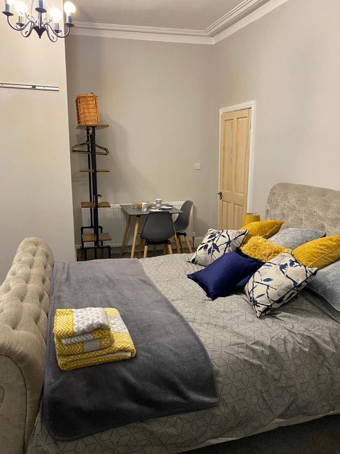 Cambridge Villas Private Studio ليثام سانت أنيه المظهر الخارجي الصورة